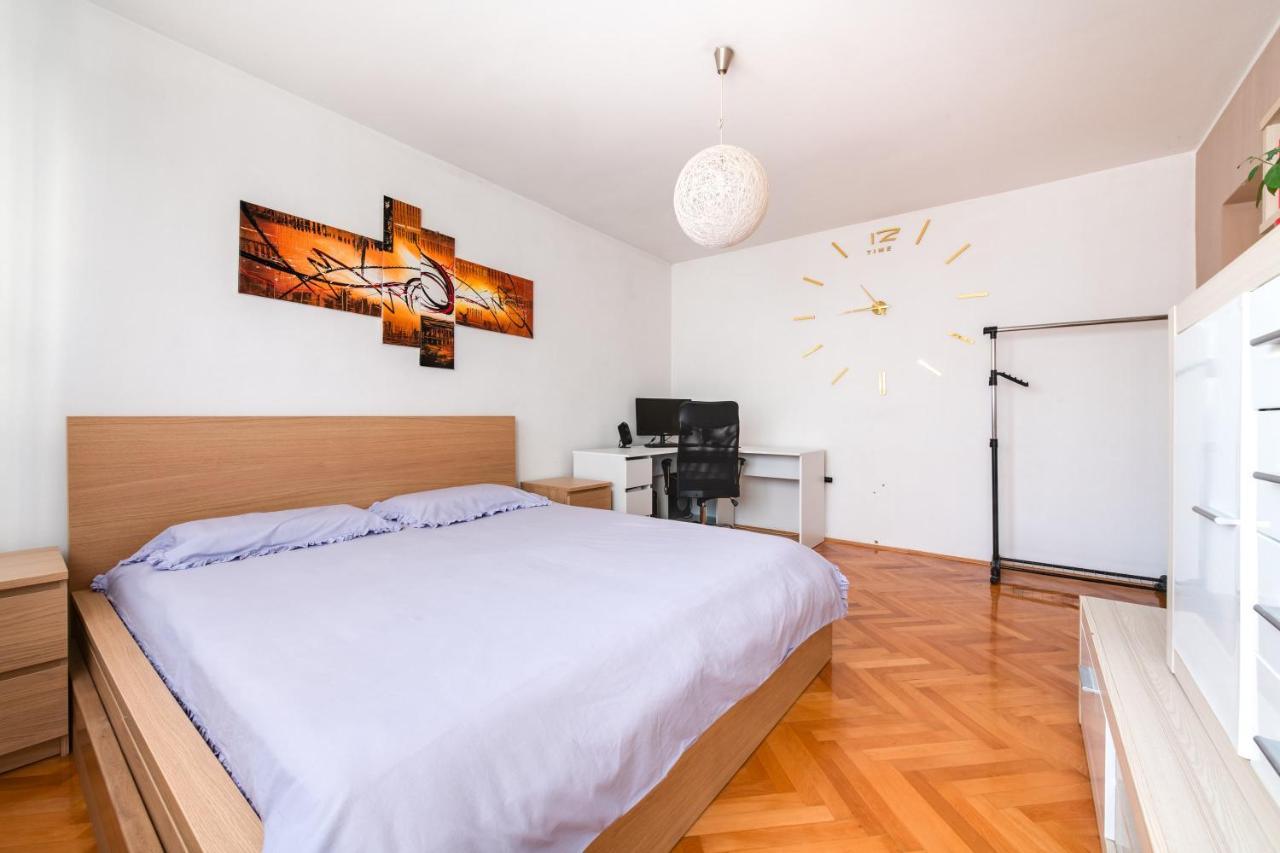 Apartment Niksa Pula Extérieur photo